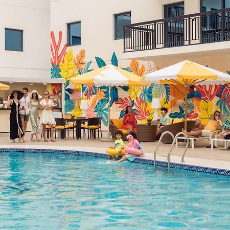 Golden Sands Suites Dubai Exterior photo